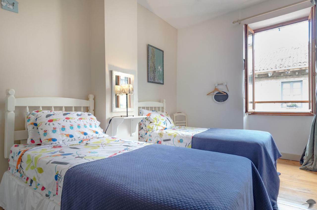 Maison d'Angle Eymet Extérieur photo
